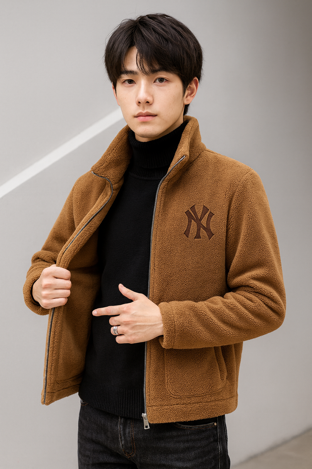 メンズ秋冬ボアジャケット
立ち襟ジップアップ アウター
ふわふわ裏起毛 フリースジャケット