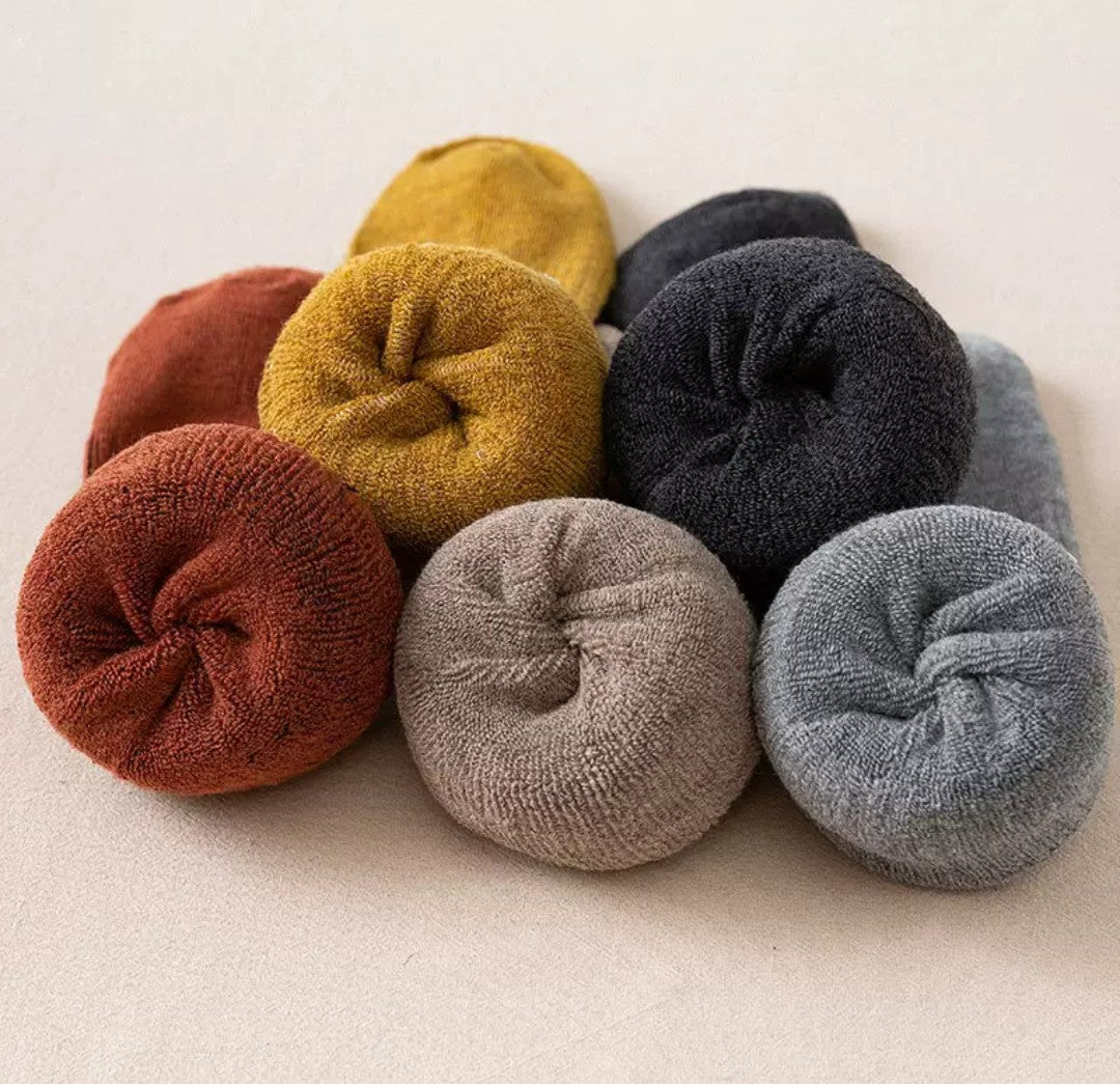 レディース秋冬用 裏起毛・厚手あったかロングソックス（オーバーニー / 防滑 / 膝保護）